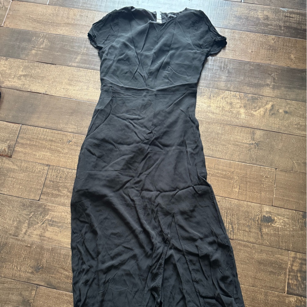 Elegant Black Maxi Dress